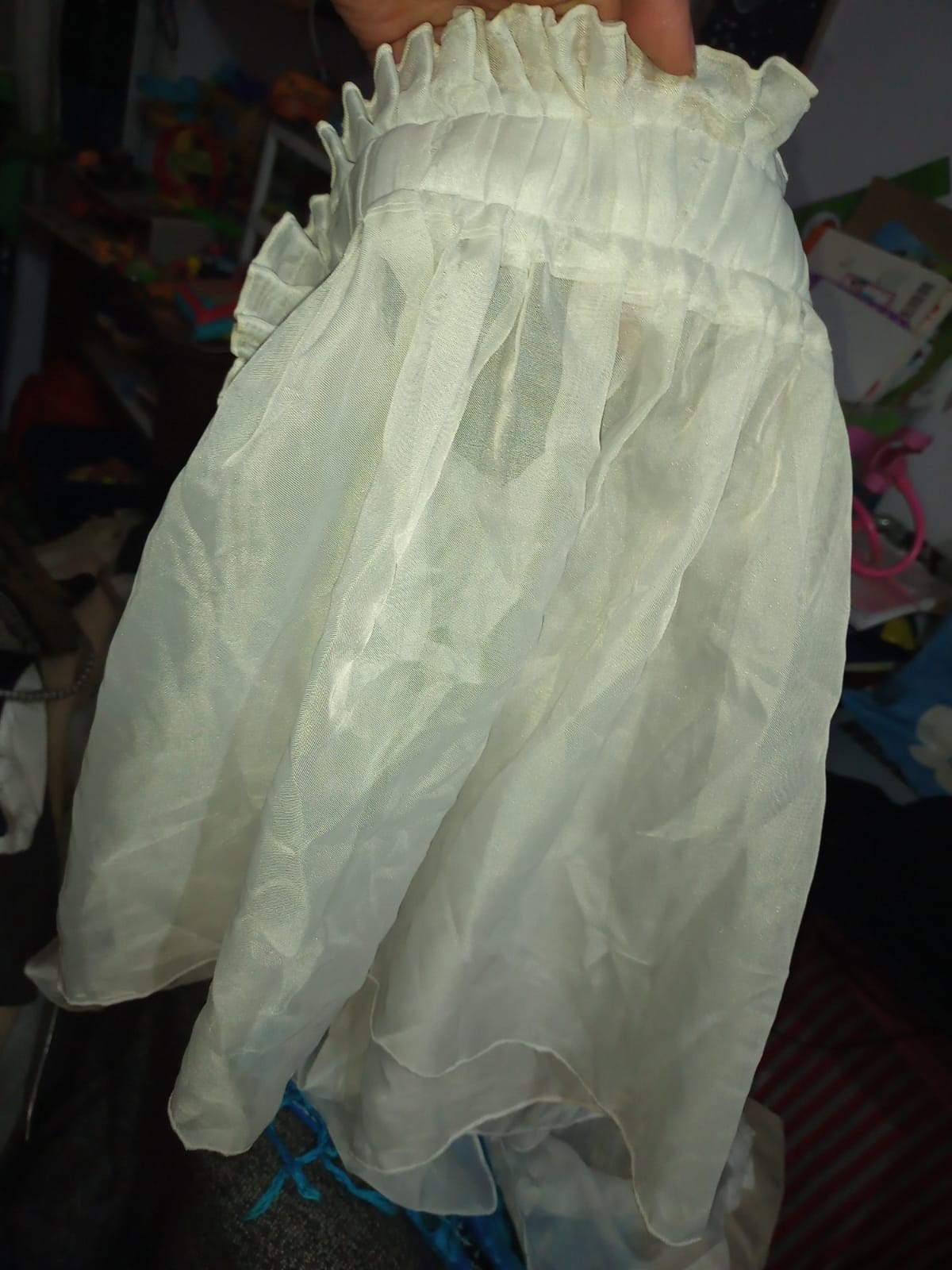 Hermosa cortina corta 