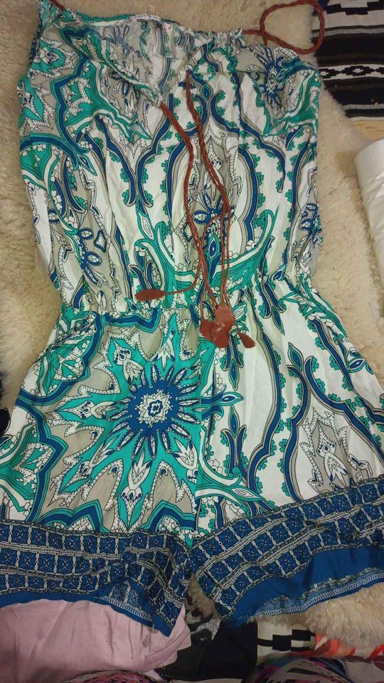 Monitos y vestido talle M-L chico!!!!