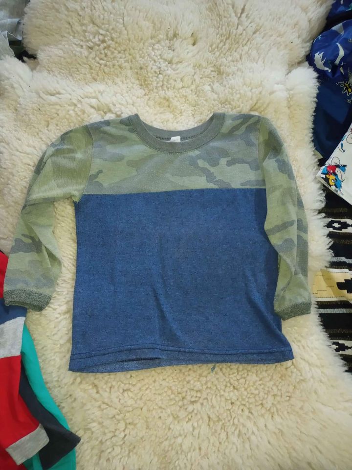 Remeras surtidas talle 4 LEER DESCRIPCIÓN