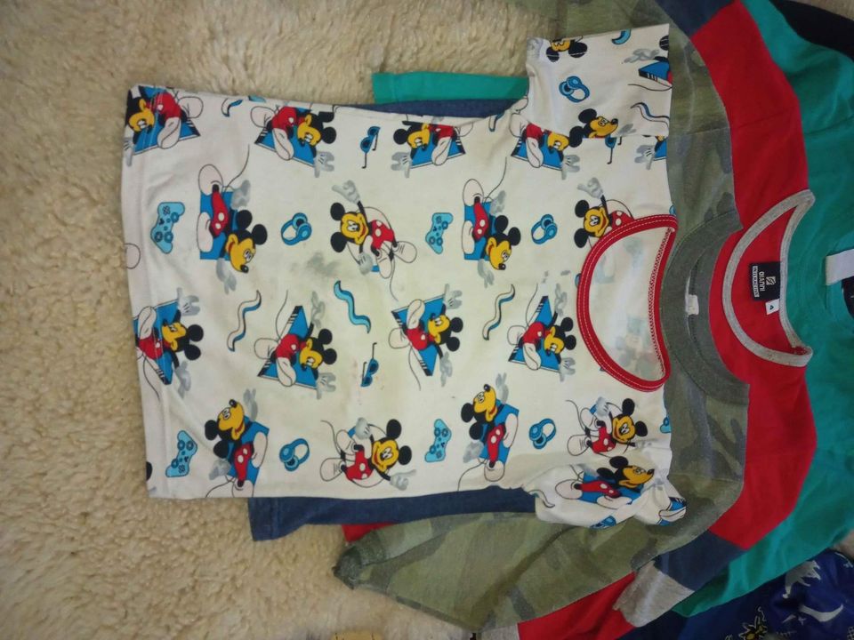 Remeras surtidas talle 4 LEER DESCRIPCIÓN