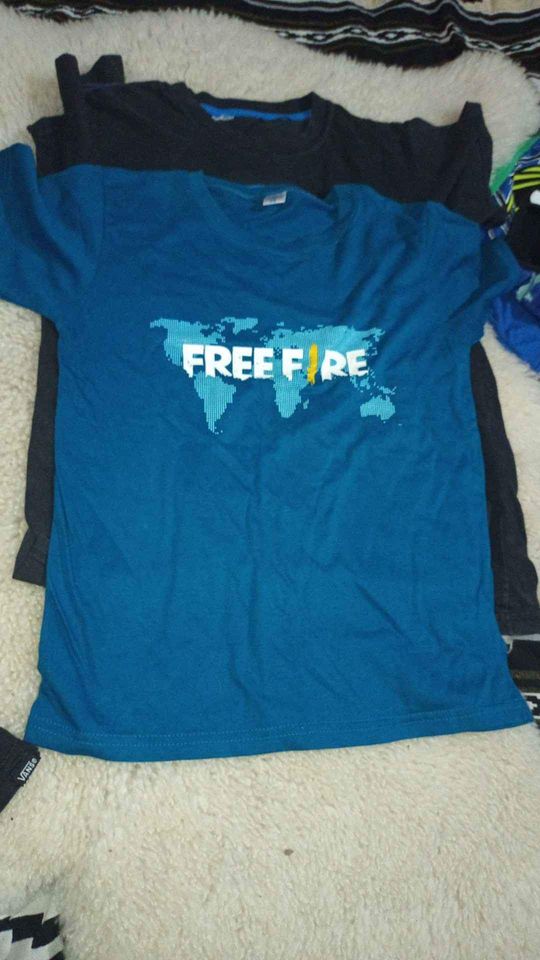 Remeras talle 14 leer las medidas