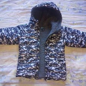 Campera unisex talle 5