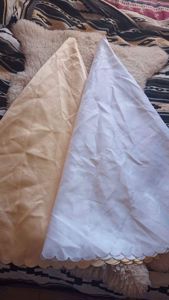 Mantel labrado redondo 1.74 mts