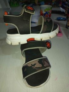 Ojotas brasileras talle 22